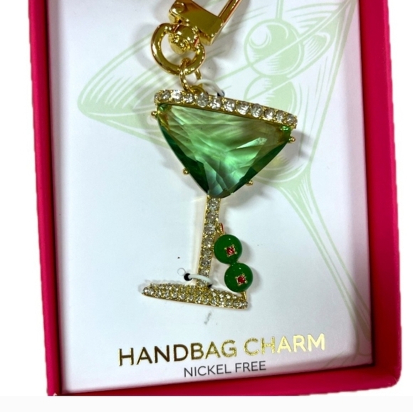 🔹️True to Form 🔹️Beautiful Olive Martini Keychain Bag Charm - Picture 2 of 4